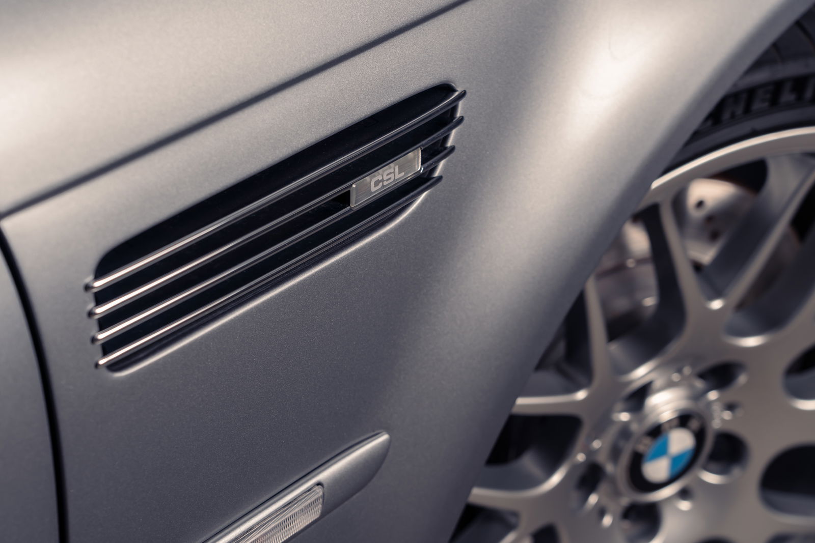 BMW M3 CSL - side detail